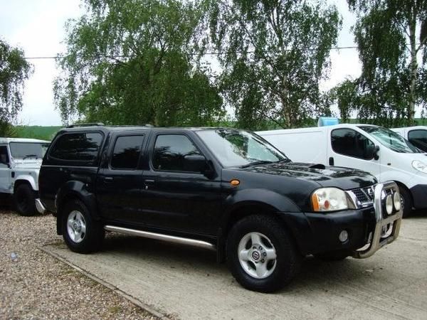 2005 Nissan Navara 2.5 Di Sport 4dr image 2