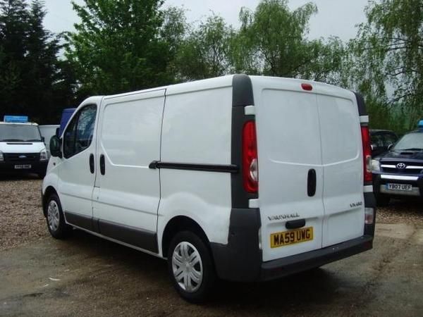 2009 Vauxhall Vivaro 2.0CDTi image 5