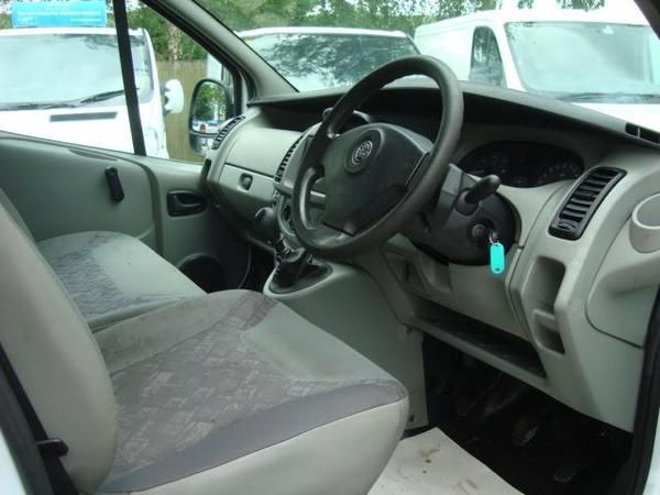 2005 Vauxhall Vivaro 1.9 DI image 7
