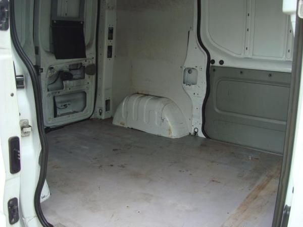 2005 Vauxhall Vivaro 1.9 DI image 8