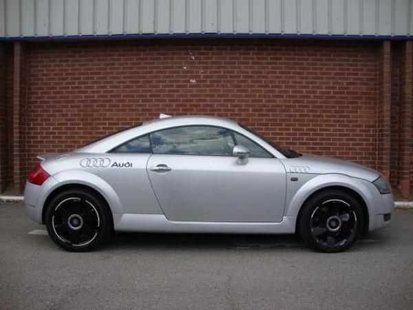2001 Audi TT 1.8 T Quattro 2dr image 4