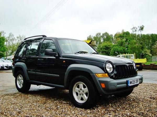2005 Jeep Cherokee 2.4 Sport 5dr image 2