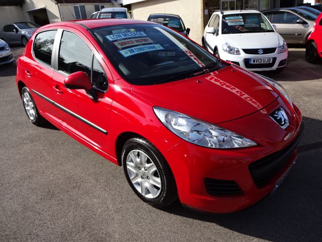 2010 Peugeot 207 S image 1