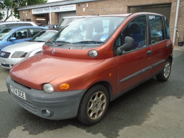 2001 Fiat Multipla 1.6 16V ELX 5d image 1