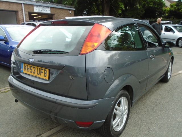 2004 Ford Focus 1.6 Zetec 3d image 4