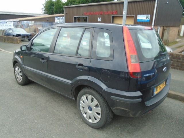 2003 Ford Fusion 1.4 5d image 4