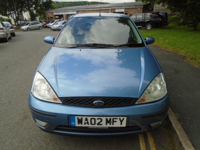 2002 Ford Focus 1.8 Zetec 5d image 2