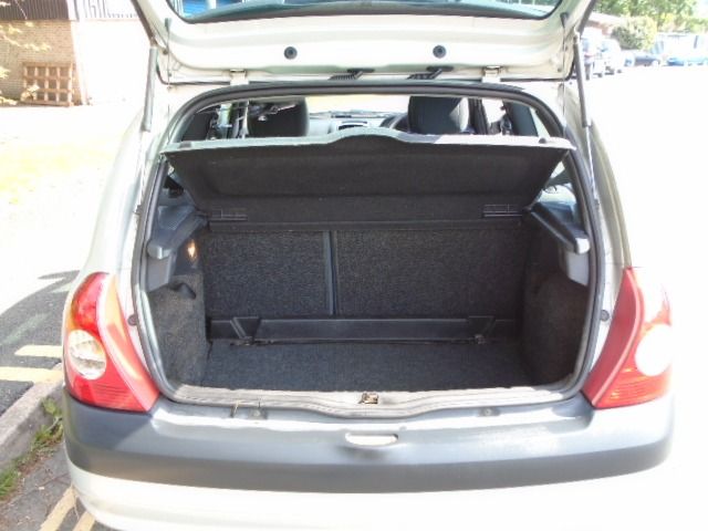 2003 Renault Clio 1.5 Plus DCI 3d image 5