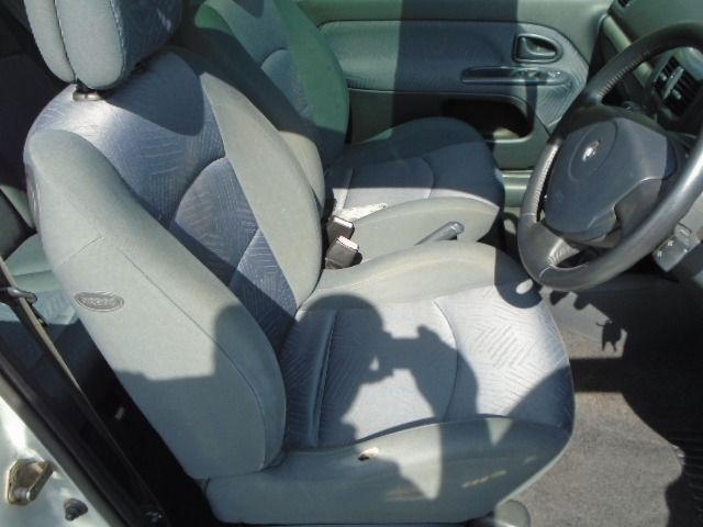 2003 Renault Clio 1.5 Plus DCI 3d image 8