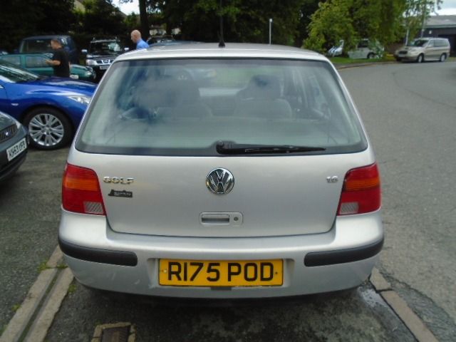 1998 Volkswagen Golf 1.6 SE 5d image 4