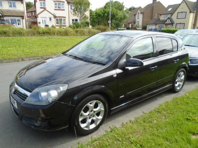 2004 Vauxhall Astra 1.6 SXI 16V 5d image 1