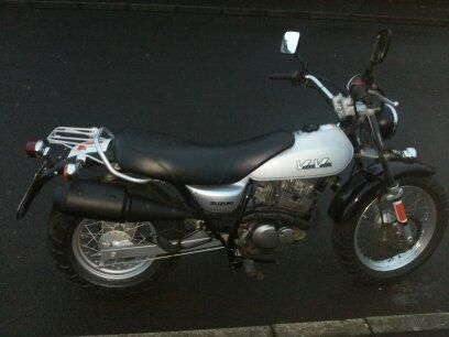 2004 Suzuki RV125 Van Van image 2