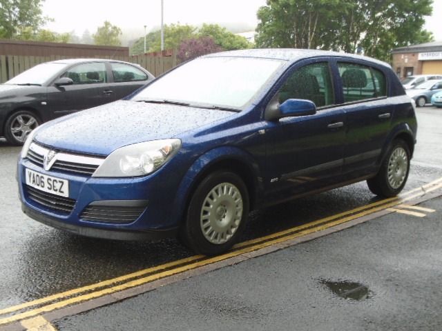 2006 Vauxhall Astra 1.6 LIFE 16V 5d image 3