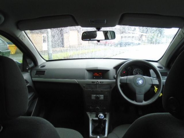 2006 Vauxhall Astra 1.6 LIFE 16V 5d image 8