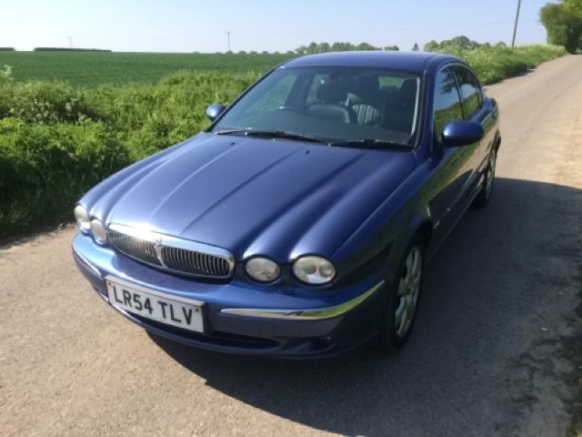 2004 Jaguar X-Type 2.0 SE 4d image 2