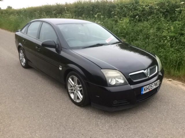 2005 Vauxhall Vectra 1.9 SRI CDTI 16V 5D image 1