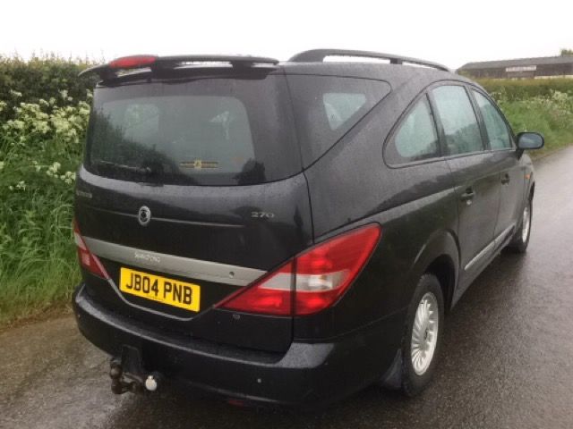 2005 Ssangyong Rodius 2.7 270 S 5d image 4