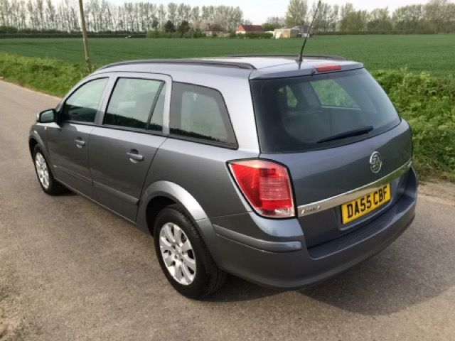 2005 Vauxhall Astra 1.7 CDTI 5d image 3