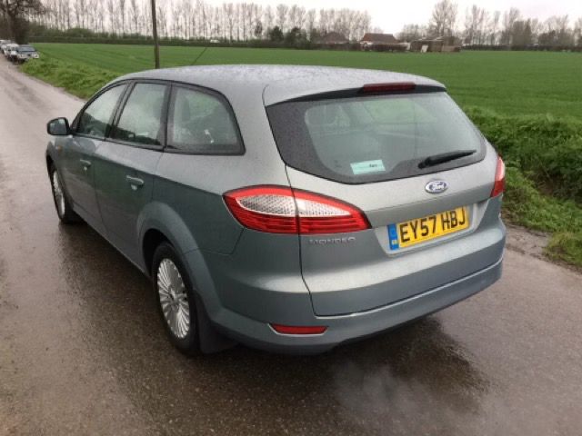 2007 Ford Mondeo 1.8 Zetec TDCI 5d image 5