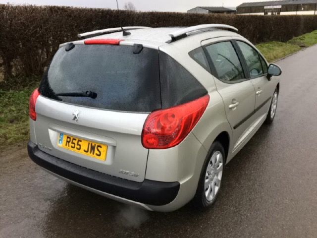 2008 Peugeot 207 1.4 SW S 5d image 4