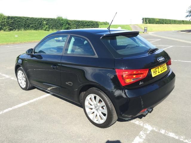 2011 Audi A1 1.4 TFSI SPORT 3d image 3