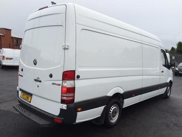 2011 Mercedes Sprinter 2.1 313 CDI 5d image 4