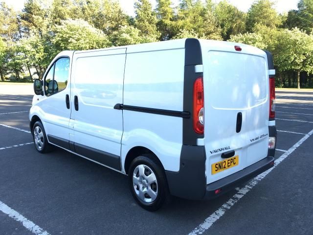 2012 Vauxhall Vivaro 2.0 2700 CDTI 4d image 3