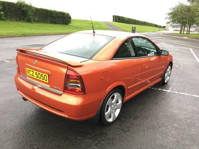 2004 Vauxhall Astra 1.8 16V 2d image 4