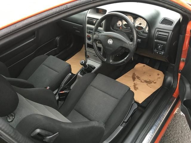 2004 Vauxhall Astra 1.8 16V 2d image 8