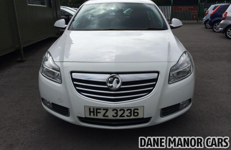 2011 Vauxhall Insignia CDTI SRI image 2