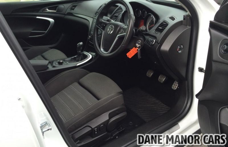 2011 Vauxhall Insignia CDTI SRI image 5