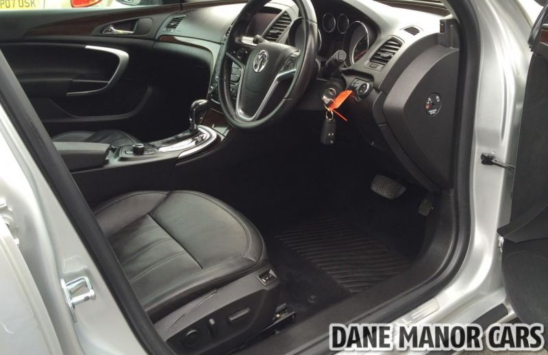 2011 Vauxhall Insignia CDTI image 7