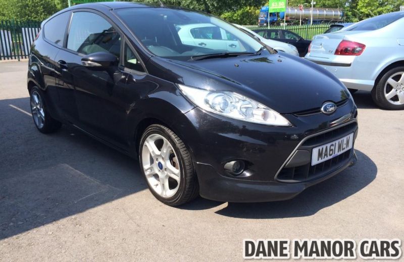 2011 Ford Fiesta TDCI Sport Van image 1