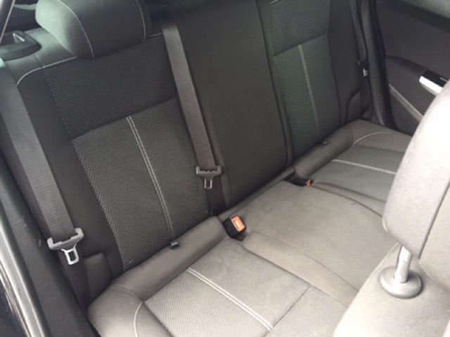 2011 Vauxhall Astra 1.7 SRI CDTI 5d image 9