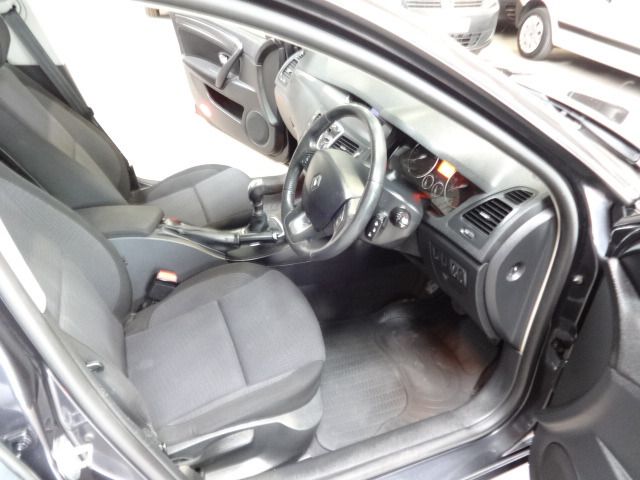 2008 Renault Laguna 2.0 DCI 5d image 6