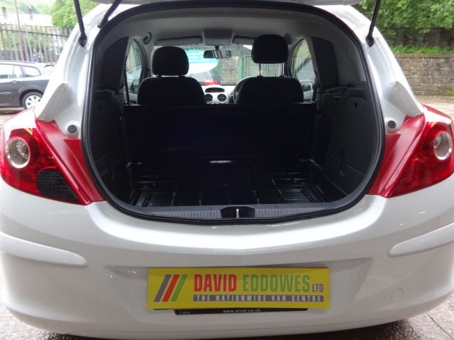 2012 Vauxhall Corsa 1.2 CDTI image 6