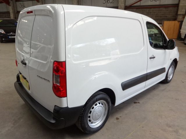 2009 Peugeot Partner 1.6 HDI S L1 850 4d image 3