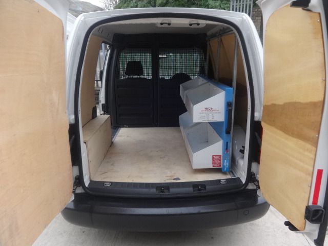 2011 Volkswagen Caddy 1.6 C20 TDI 102 5d image 8