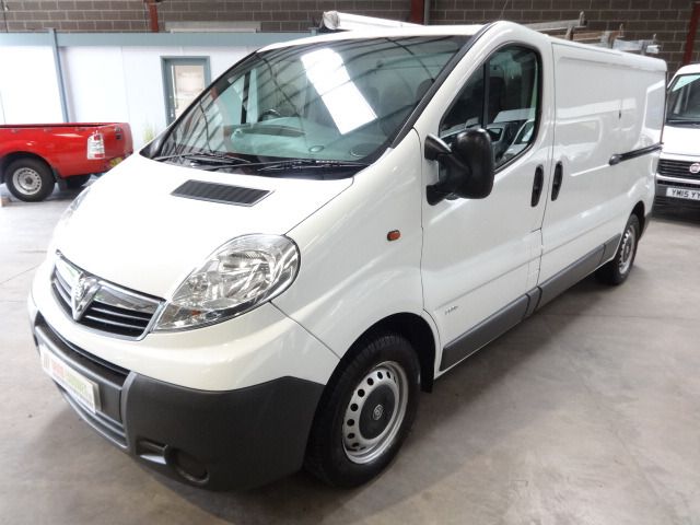 2010 Vauxhall Vivaro 2.0 2900CDTI SHR 5d image 6