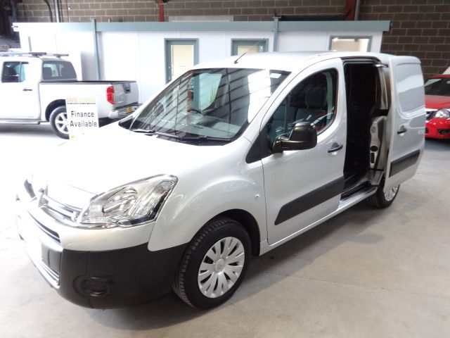 2014 Citroen Berlingo 1.6 L1 HDI image 3