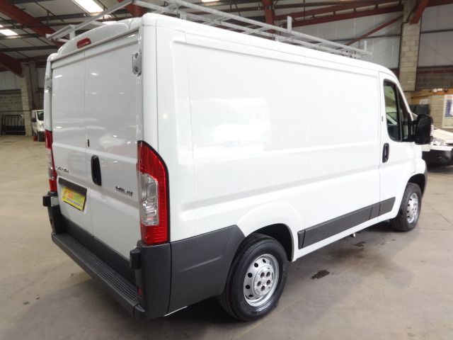 2011 Citroen Relay 2.2 5d image 3