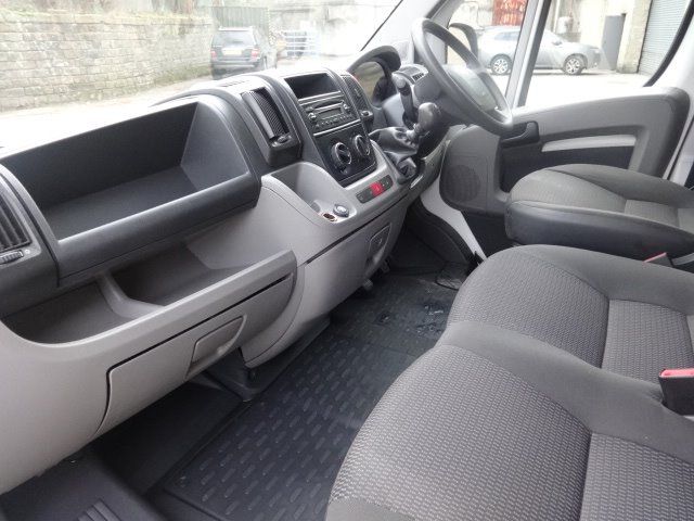 2011 Citroen Relay 2.2 5d image 9