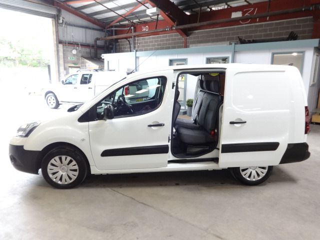 2014 Citroen Berlingo 1.6 725 X L2 HDI image 6