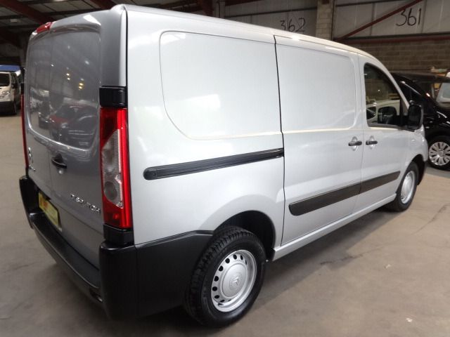 2013 Citroen Dispatch 1.6 1000 L1H1 HDI image 3