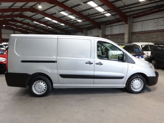 2013 Citroen Dispatch 2.0 1200 L2H1 HDI image 2