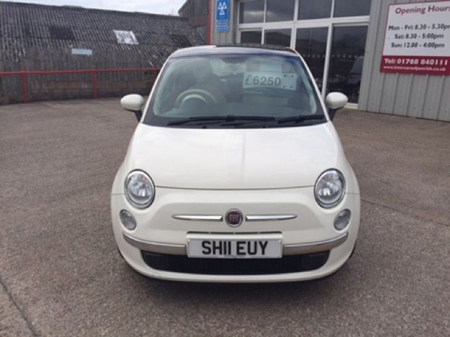 2011 Fiat 500 1.2 Lounge 3d image 5