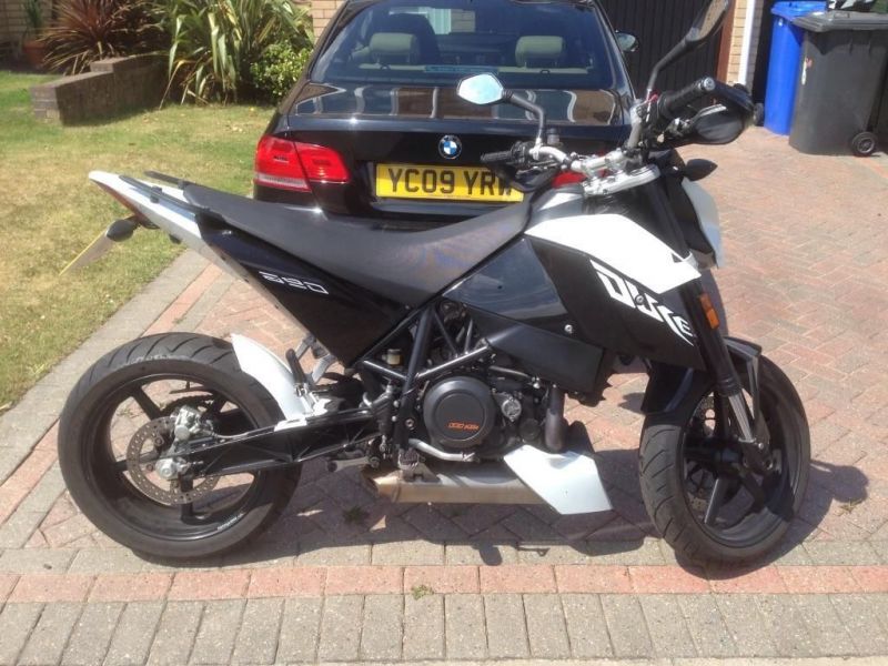 2008 KTM Duke 690 image 1