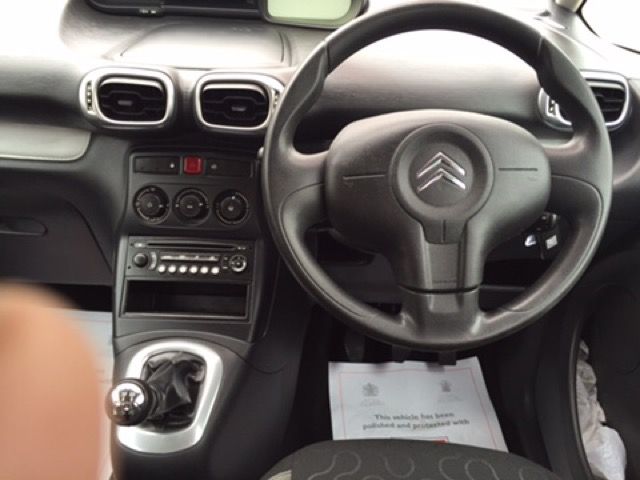 2010 Citroen C3 Picasso 1.6 VTR Plus HDI 5d image 9