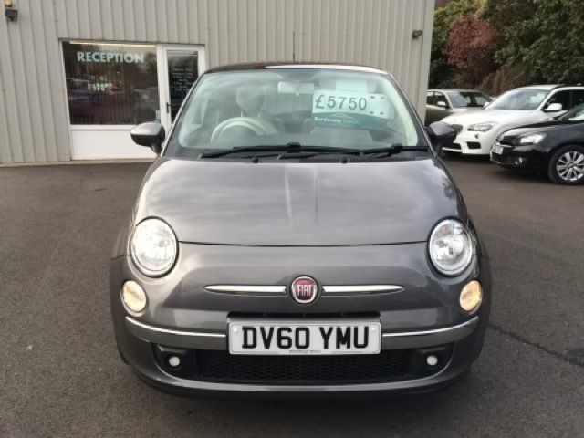 2011 Fiat 500 1.2 Lounge 3d image 2