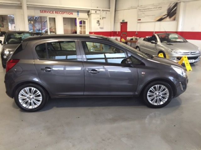 2012 Vauxhall Corsa 1.2 SE 5d image 2